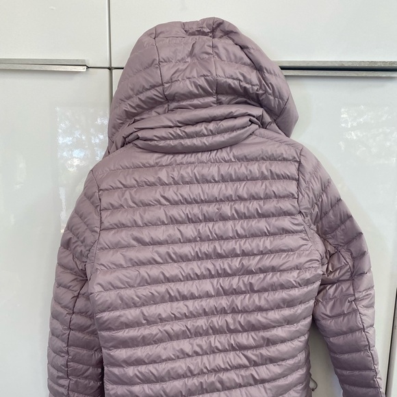 Lululemon jacket pale pink brand new with hood - Picture 3 of 8